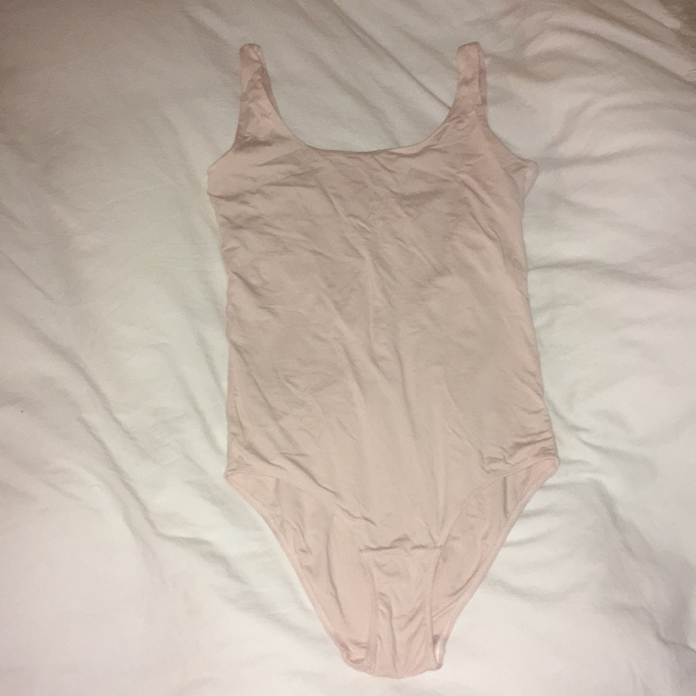 Everlane backless one body suit in dust rose